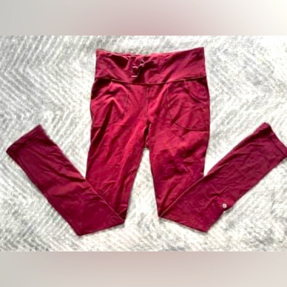 Lululemon Size 6 Straight Leg Pants - Picture 2 of 5